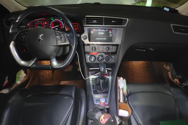 Used DS 5LS 2014 1.6T Luxury Edition THP160