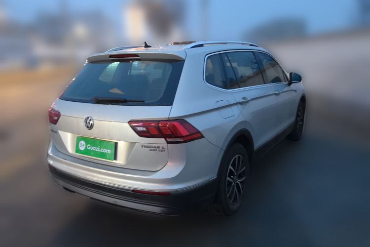 Used Volkswagen Tiguan L 2018 Facelift 330TSI Automatic Two-Wheel Drive Luxury Edition Rear Right 45 Deg