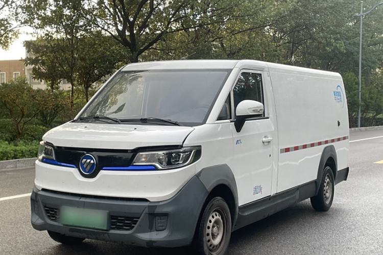 Used Foton Intelligent Blue Elf E7 2024 All-Electric Van Flat Roof 2 Seats EVE Energy 41.86 kWh