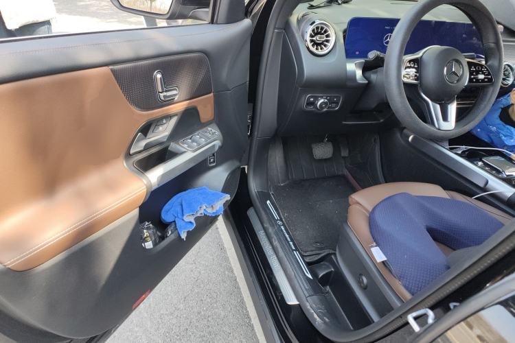 Used Mercedes-Benz GLB 2023 GLB 220 4MATIC