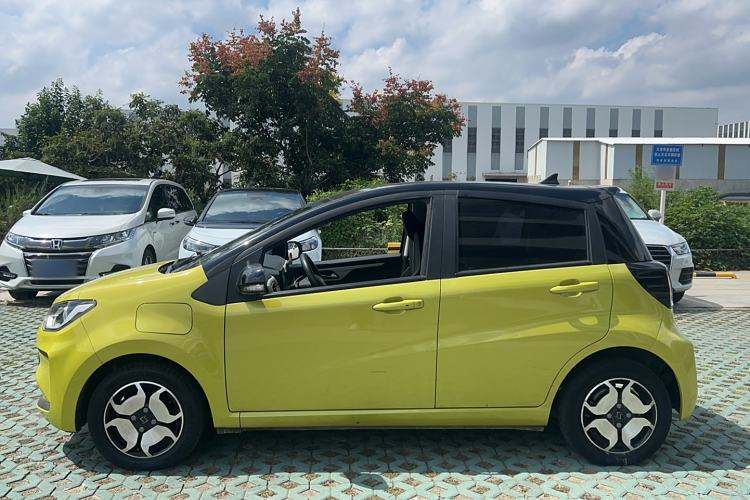 Used SOL E10X 2021 302 km Range Luxury Version 30.2 kWh