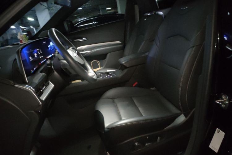 Used Cadillac XT4 2023 28T Two-Wheel Drive Prestige Version
