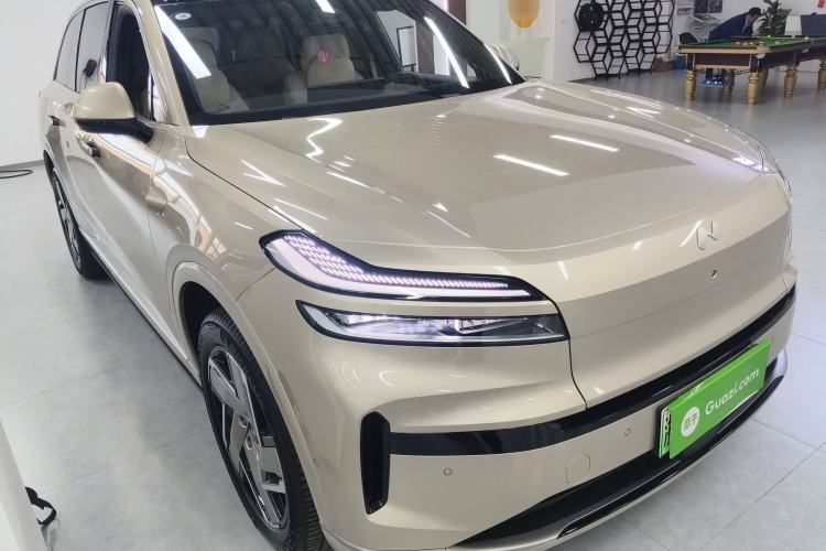 Used ONVO Luxeed L90 2025 Model—Ultra Six-Seater Version
