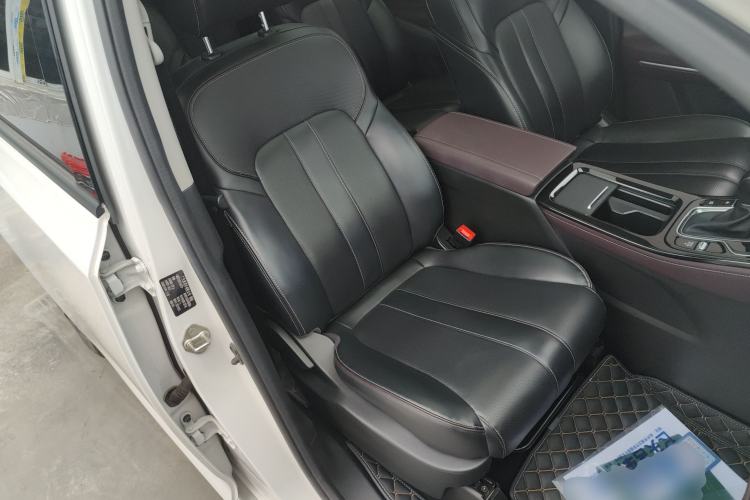 Used GAC Trumpchi M6 2023 PRO 270T DCT Luxury Edition
