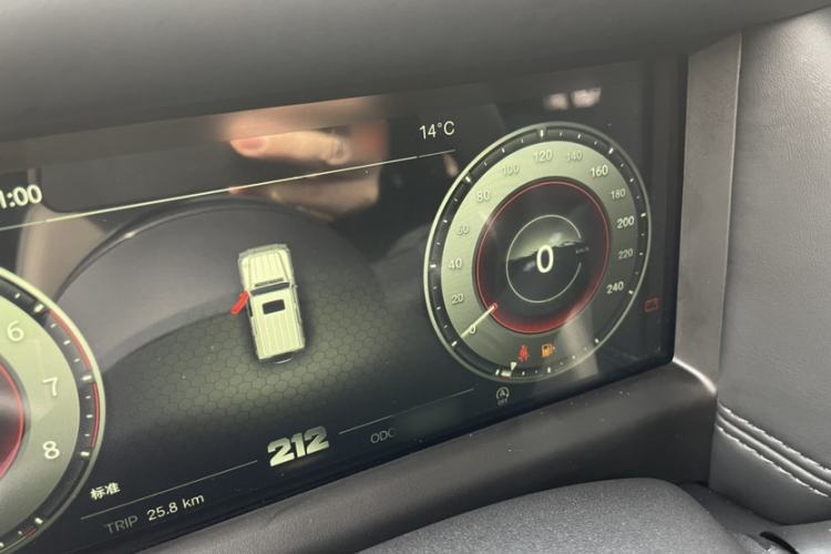 Used 212 T01 2024 2.0T Mechanic
