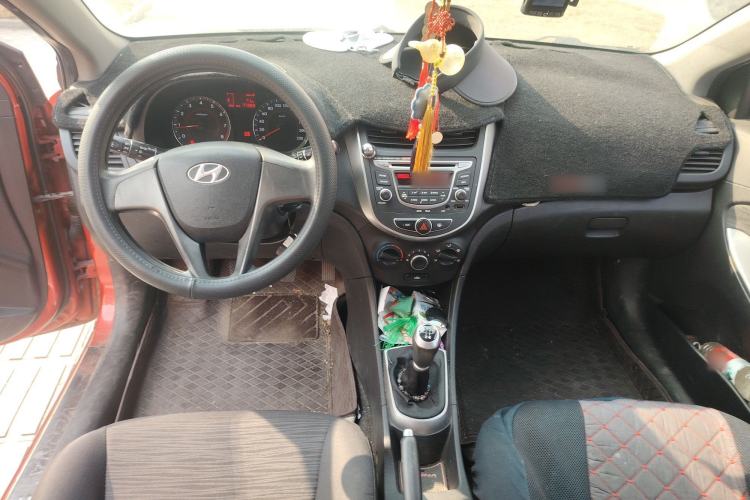 Used Hyundai Verna Ray 2014 1.4L Manual GLX
