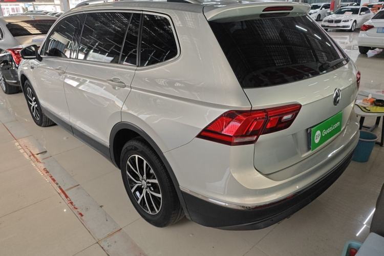 Used Volkswagen Tiguan L 2017 330TSI Automatic Two-Wheel Drive Luxury Edition