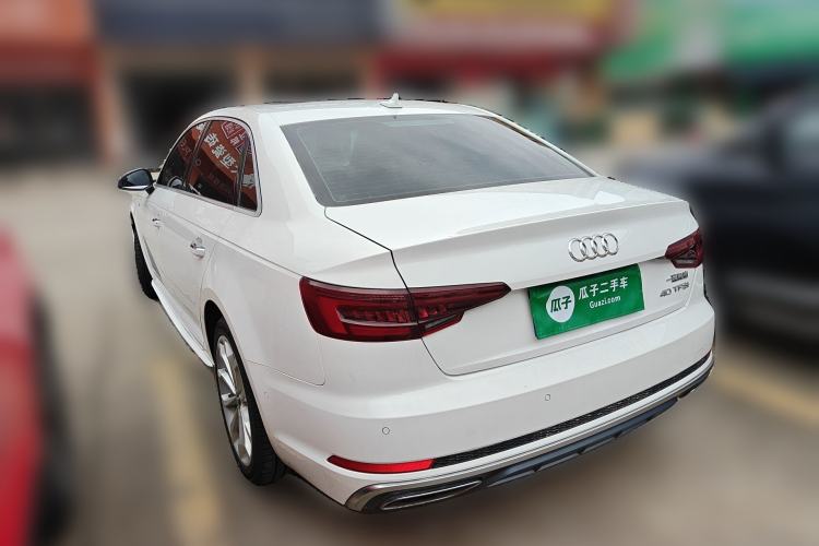 Used Audi A4L 2019 40 TFSI Fashion Edition China VI Emission Standard Rear Left 45 Deg