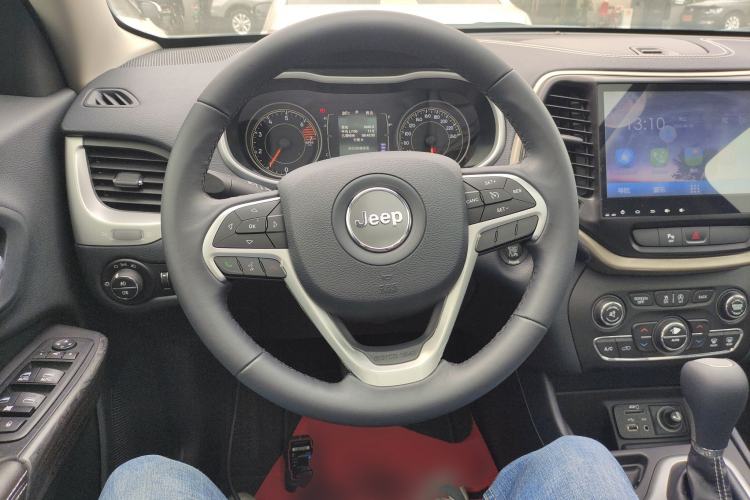 Used Jeep Cherokee 2016 2.4L Leading Edition Steering Wheel