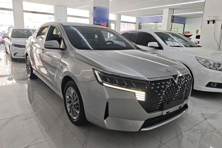 Used Venucia D60 2021 PLUS 1.6L XL CVT Yue Ling Edition Front Right 45 Deg