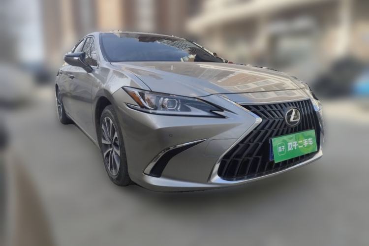 Used Lexus ES 2022 200 Excellence Edition
