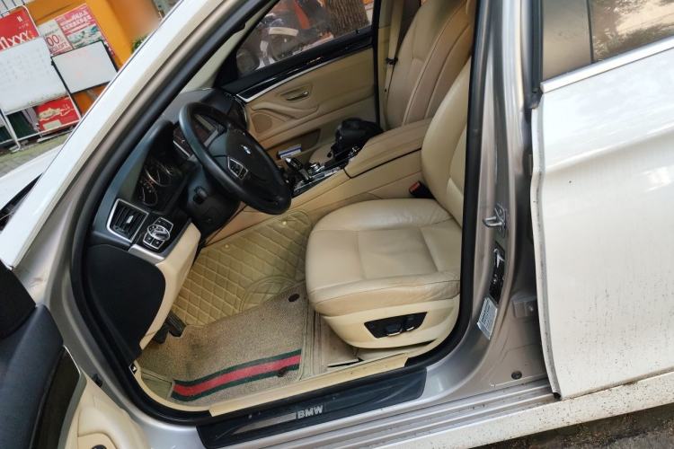Used BMW 5 Series 2012 523Li Leading Model
