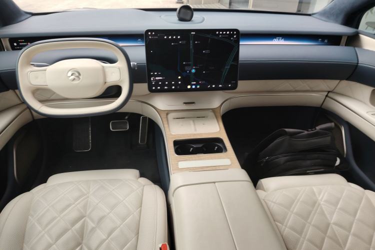 Used Nio ET9 2025 100kWh Signature Edition
