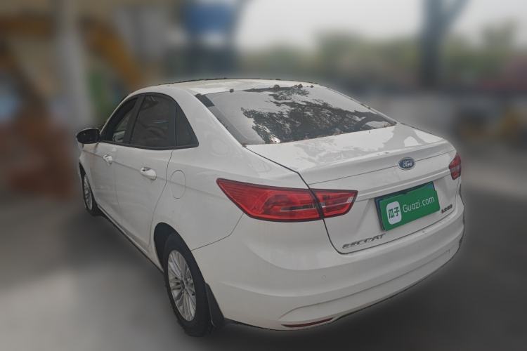 Used Ford Escort 2015 1.5L Manual Comfort Model
