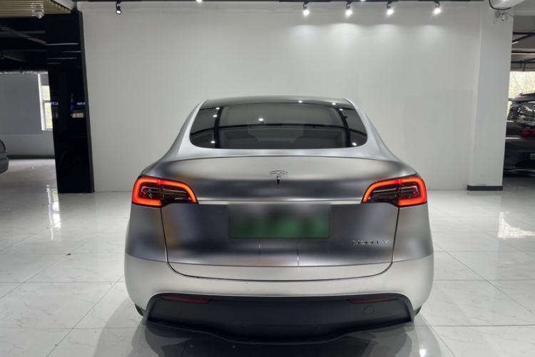 Used Tesla Model Y 2024 Rear-Wheel-Drive Version

