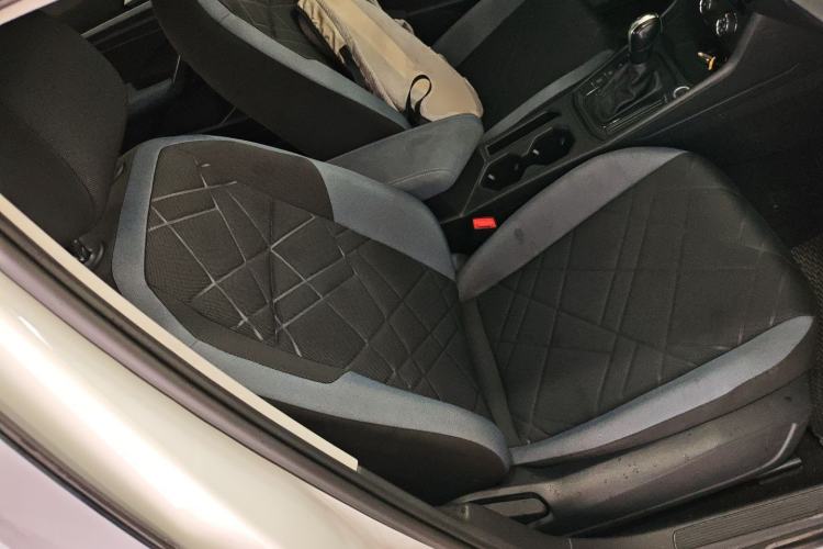 Used Volkswagen Lavida 2023 1.5L Automatic De Yi Edition Right Front Seat