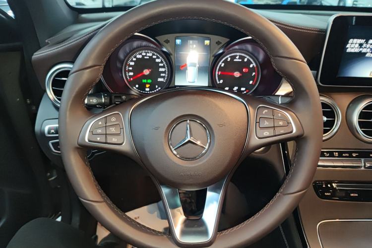 Used Mercedes-Benz GLC 2019 Facelift GLC 260 L 4MATIC Luxury Model