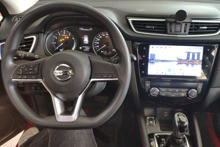 Used Nissan Qashqai 2022 2.0L CVT XV Smart Enjoyment Version Center Console