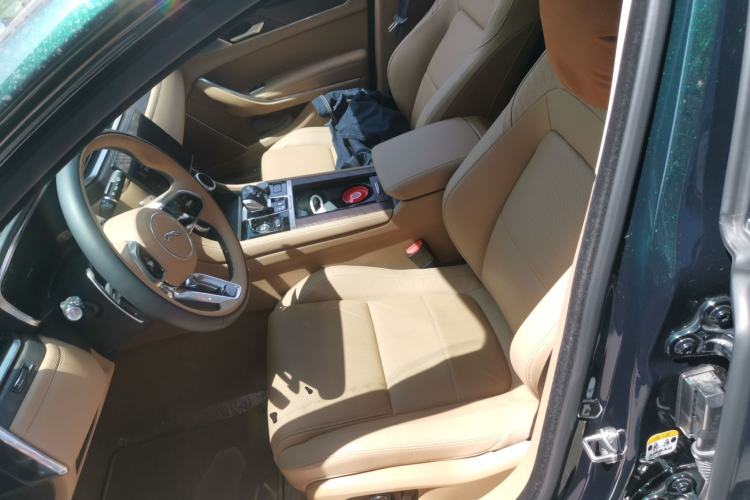 Used Jaguar XFL 2025 Model—2.0T P250, Two-Wheel Drive, Premium Luxury Edition
