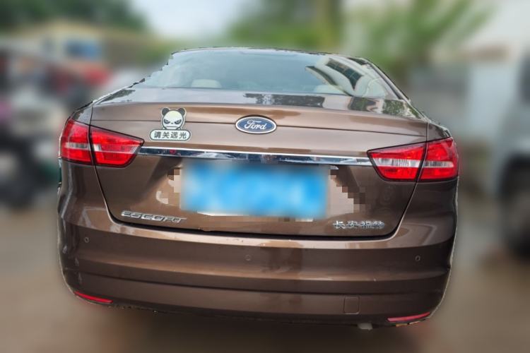 Used Ford Escort 2015 1.5L Manual Fashion Edition