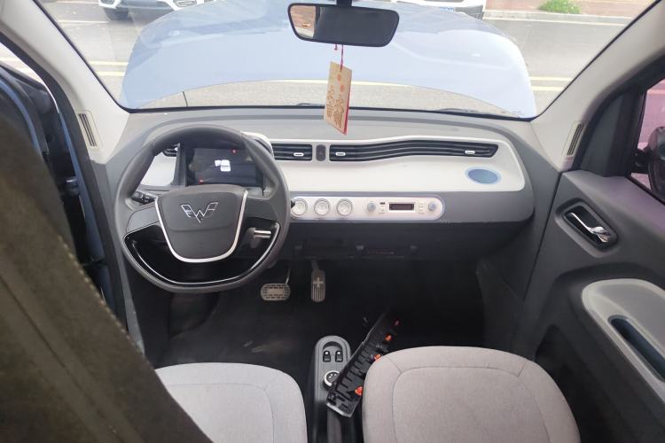 Used Wuling Hongguang MINIEV 2022 Macaron Premium Model – Lithium Iron Phosphate
