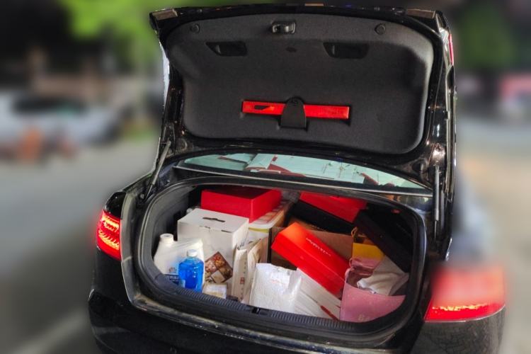 Used Audi A6L 2011 2.0 TFSI Automatic Standard Edition Trunk