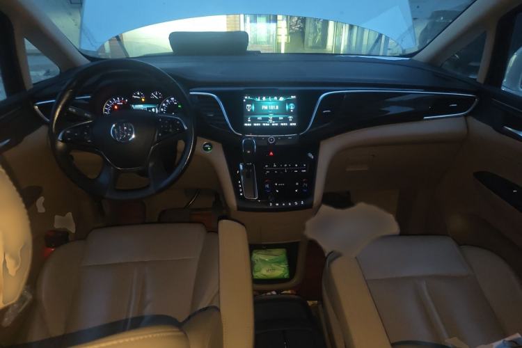 Used Buick GL8 2017 ES 28T Luxury Model China V Standard Interior 2