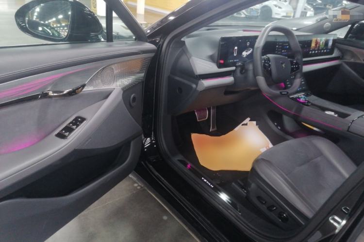 Used VOYAH PASSION 2024 PHEV Four-Wheel Drive Ultra-Long Range Flagship Model