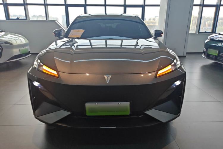 Used Deepal S07 2023 200Max Range-Extended Version Front