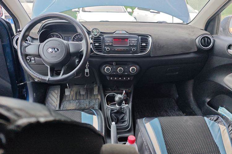 Used Kia Pegas 2017 1.4L Manual Fashion Edition Smart Center Console