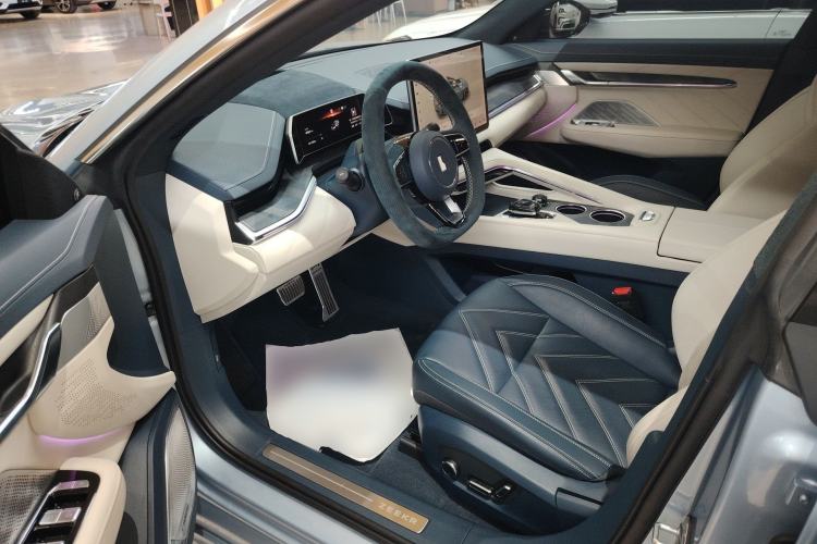 Used Zeekr 001 2021 Ultra-Long Range Dual-Motor YOU Version
