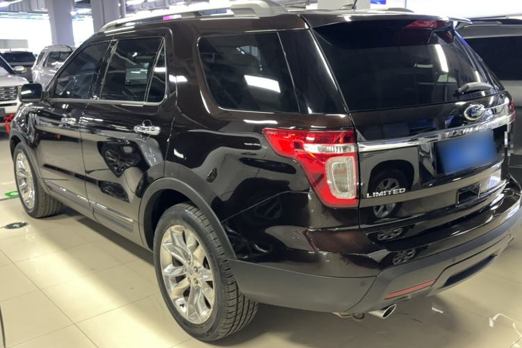 Used Ford Explorer 2013 3.5L Deluxe Model
