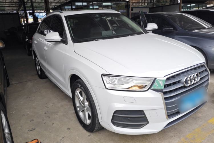 Used Audi Q3 2016 30 TFSI Fashion Model Front Right 45 Deg