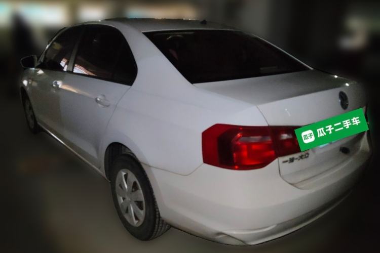 Used Volkswagen Jetta 2015 1.6L Manual Fashion Edition