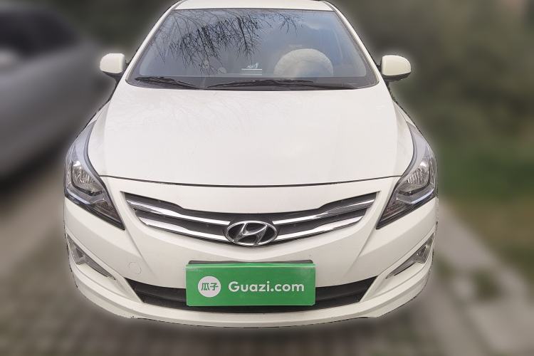 Used Hyundai Verna (older generation) 2014 1.4L Manual Smart GLS Trim
