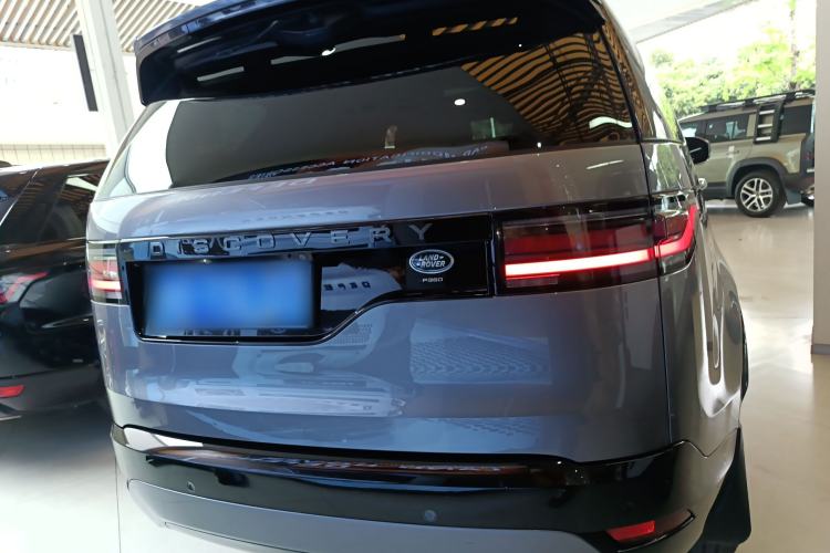 Used Land Rover Discovery 2023 Revised Version 360 PS R-Dynamic S Rear