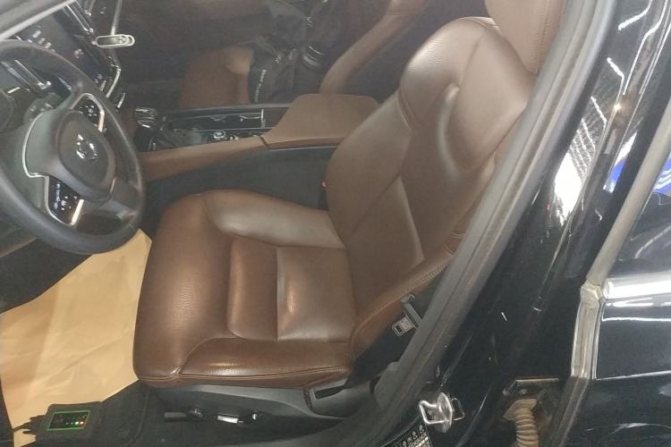 Used Volvo S90 2018 T4 Zhiyuan Edition