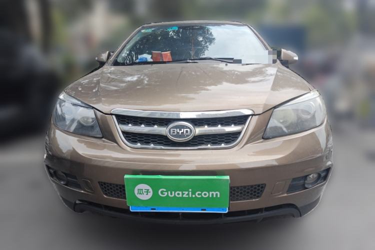 Used BYD S6 2014 2.4L Automatic Prestige 5-Seater