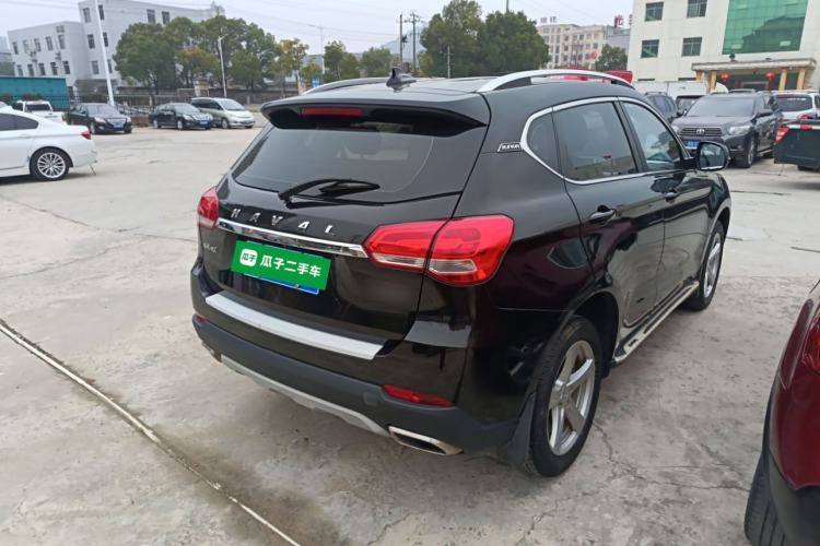 Used Haval H2 2018 Chuanxiang Edition Blue Badge 1.5T Manual Two-Wheel Drive Fashionable Model
