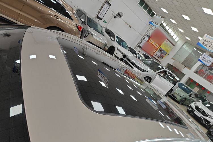 Used Audi Q3 2015 35 TFSI Comfort Model Roof