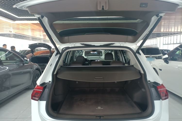 Used Volkswagen Tiguan L New Energy 2023 430 PHEV Plug-in Hybrid Prestige Edition
