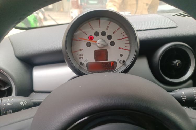 Used MINI MINI 2011 1.6L COOPER Fun
