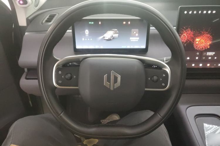 Used Leapmotor C16 2024 Range-Extended 200 Luxury Edition Steering Wheel