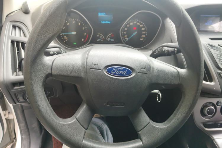 Used Ford Focus 2012 Hatchback 1.6L Automatic Comfort Model Steering Wheel