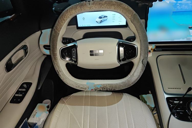 Used Geely Galaxy Galaxy Xingjian 7 EM-i 2025 120km Exploration+ Version