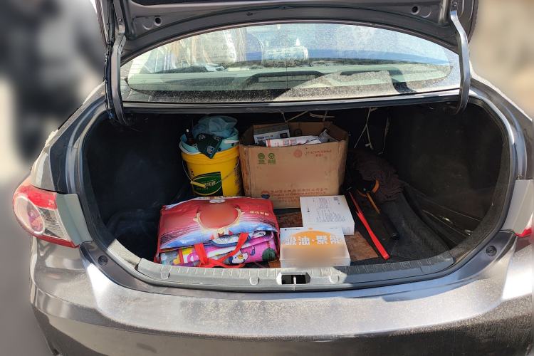 Used Toyota Corolla 2011 1.8L Manual GL-i Trunk