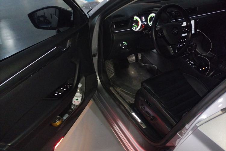 Used Skoda Superb 2018 TSI330 DSG Luxury Edition China V Standard