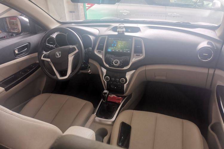 Used CHANGAN Eado 2012 1.6L Manual Luxury Model China IV Standard
