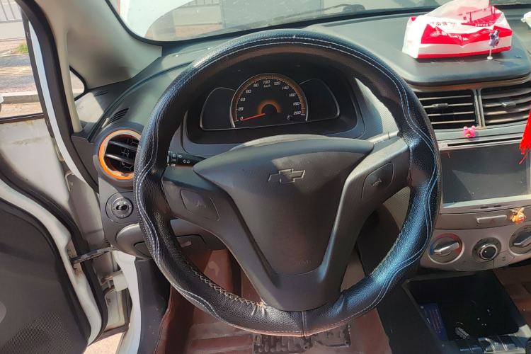 Used Chevrolet Sail 2013 Sedan 1.2L Manual Fashionable Happiness Edition
