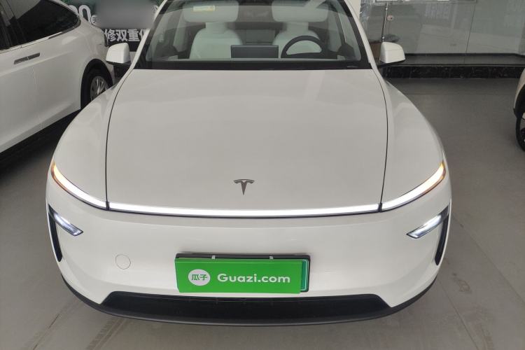 Used Tesla Model Y 2025 Long-Range All-Wheel Drive First Edition